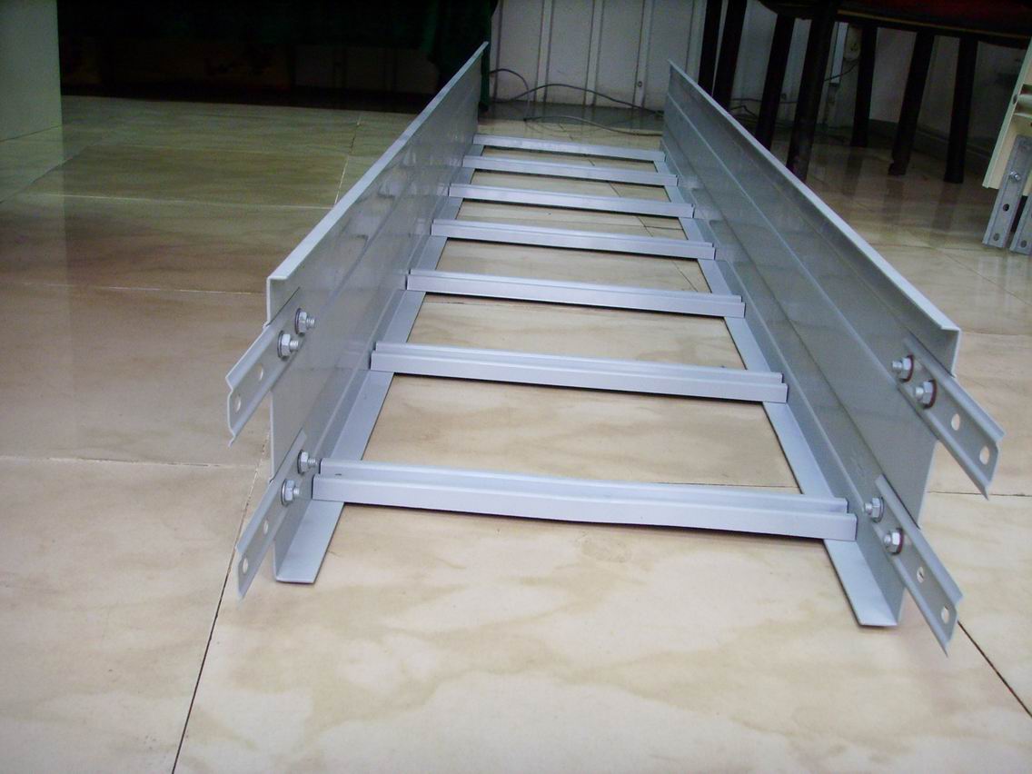 梯級式橋架 橋架廠家